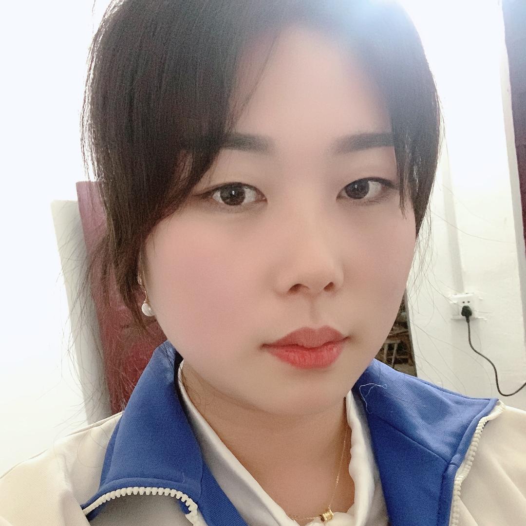 沬承麻椒鸡总部贾玲
