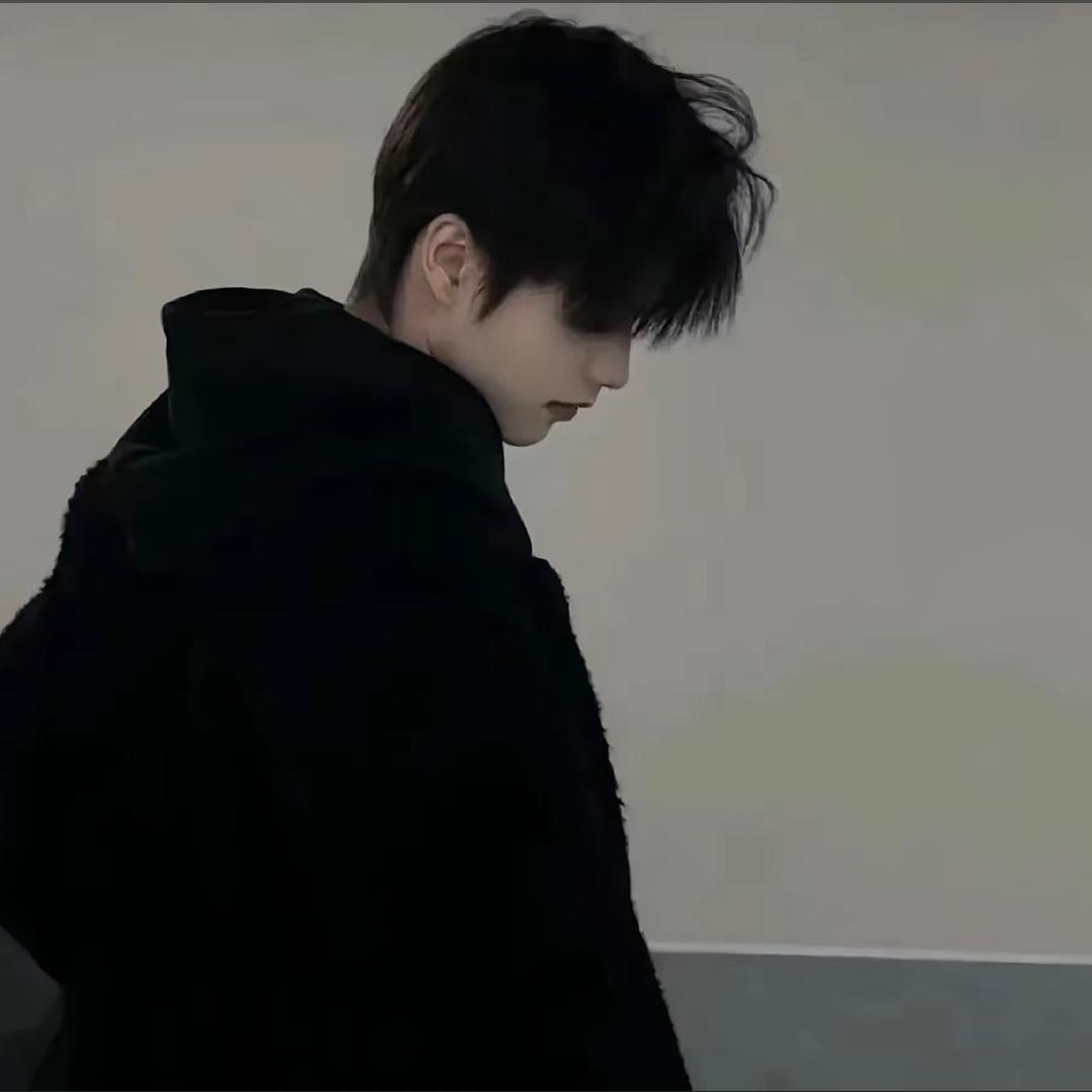 蹦跶的土拨鼠
