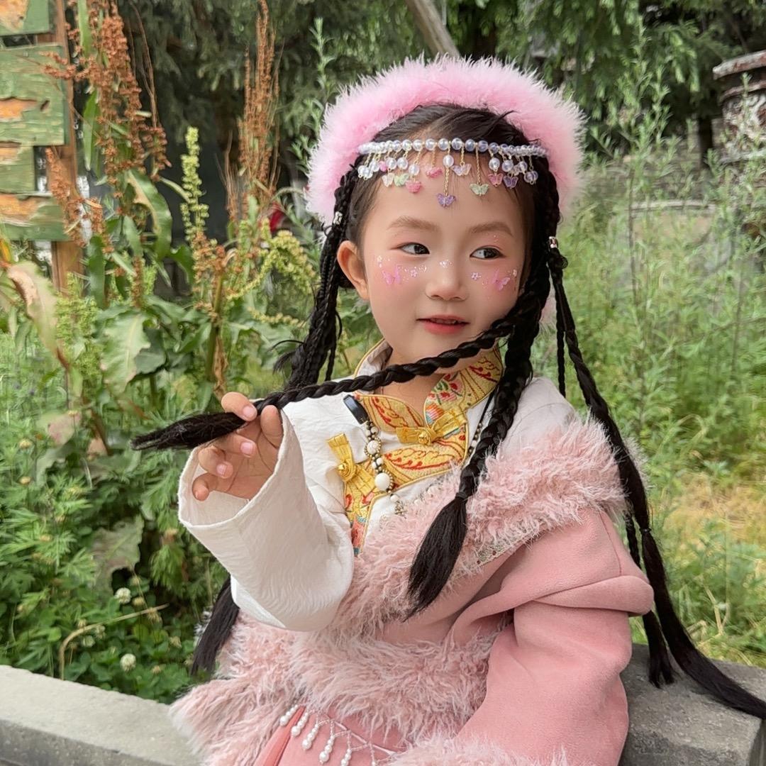 嘉绒·小秋措👧