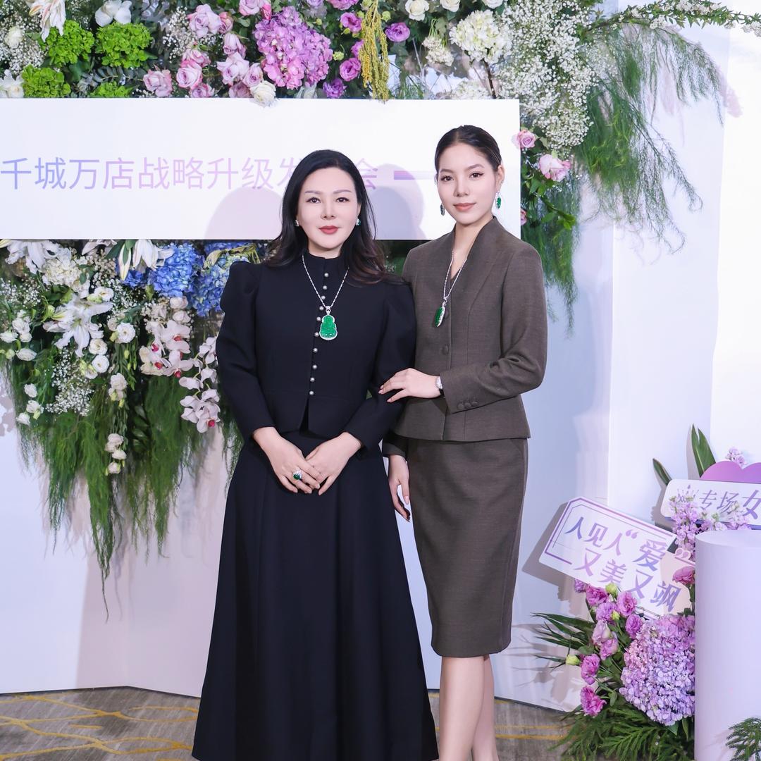 万般微颜liry