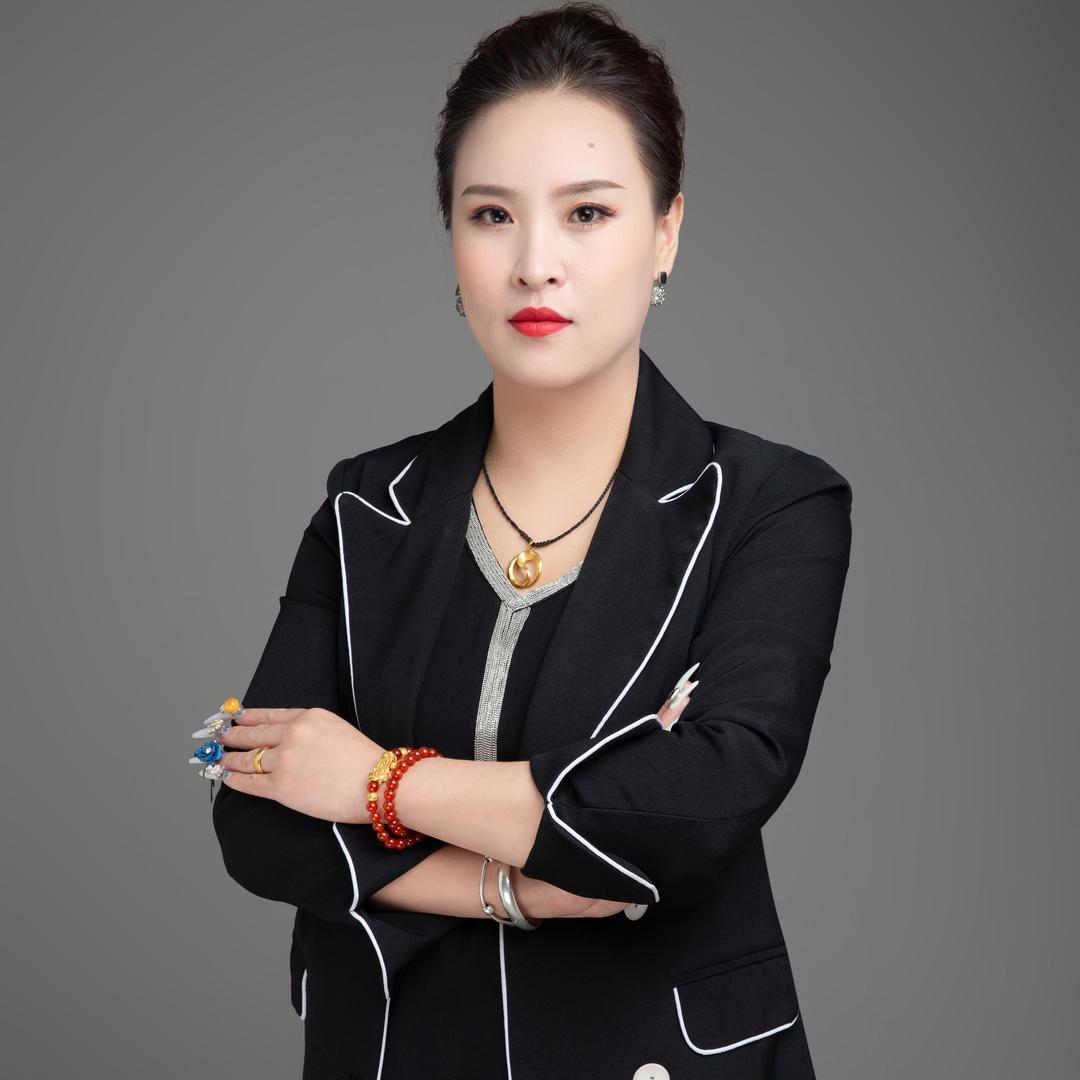 徐州艺冉美业姗姗老师美甲美睫技术培训