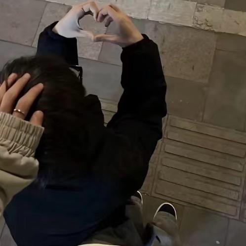 琪手（胖妞杂志）