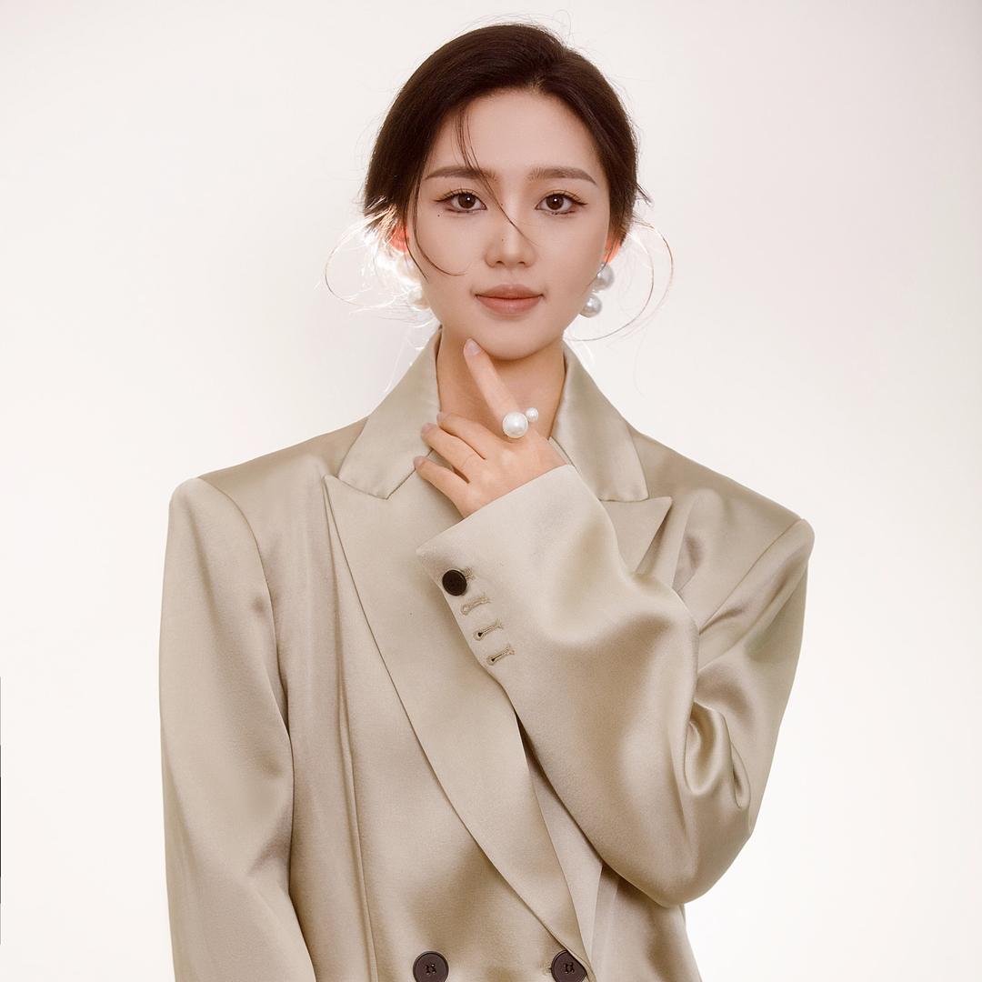 兴义定妆 依瑶