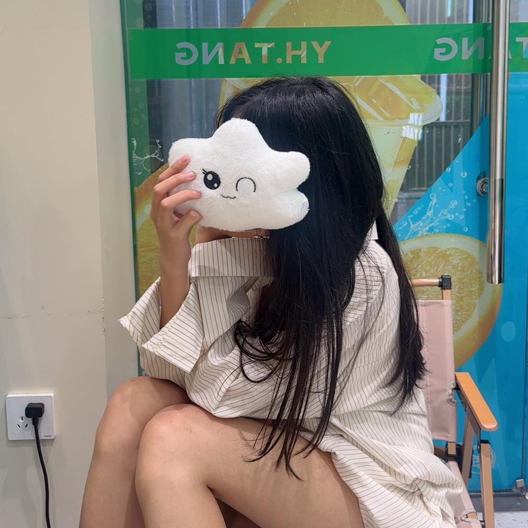 我素小莹