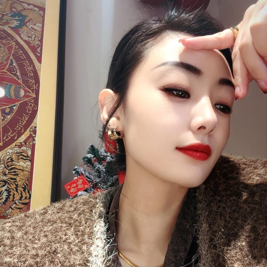 💃欢欢💕烟台须尽欢女装👚