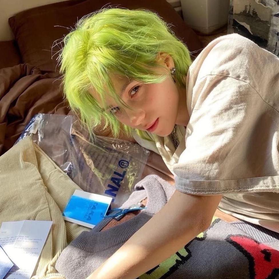 ᠬᠠᠢᠷᠬᠠᠨ