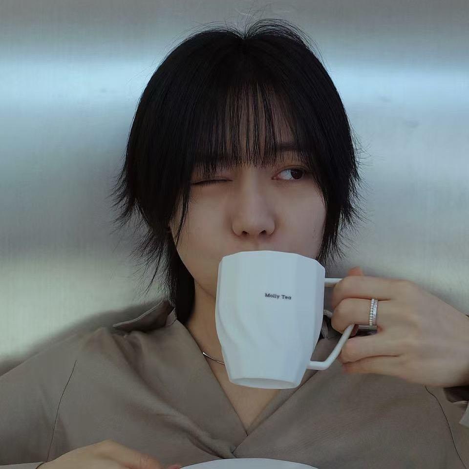 喝不胖的茉小白
