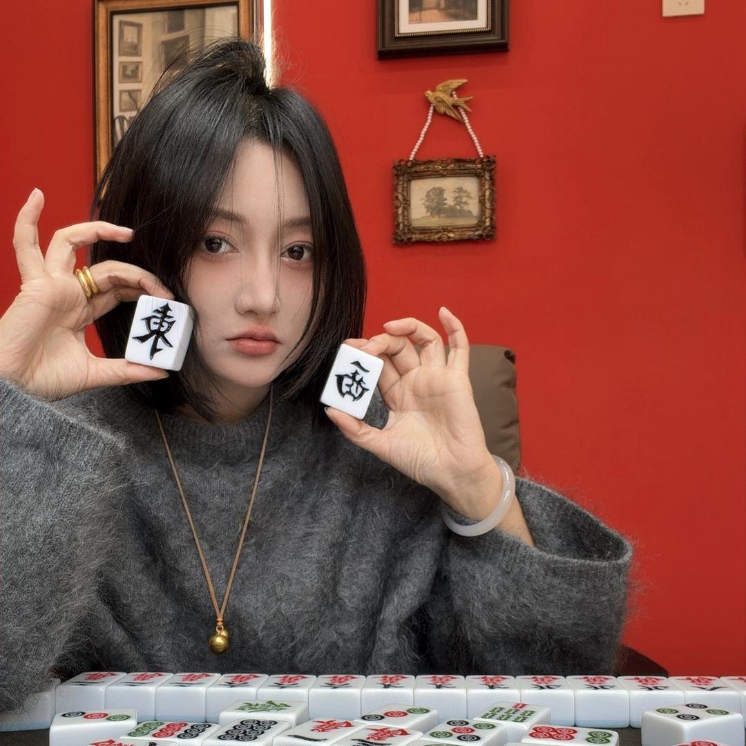 星界自助棋牌室丽景店小雯雯