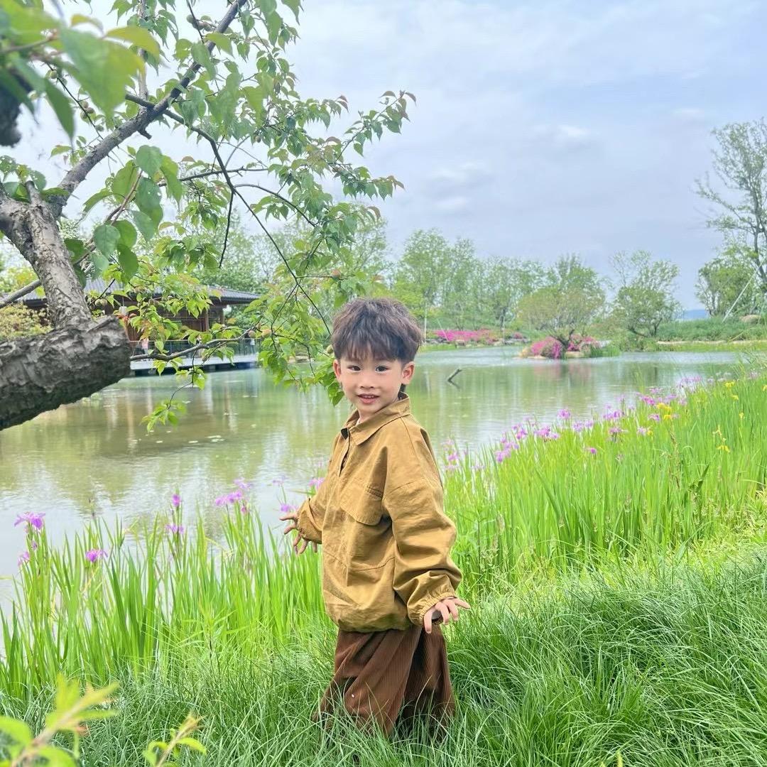 一个简单粗暴的小可爱