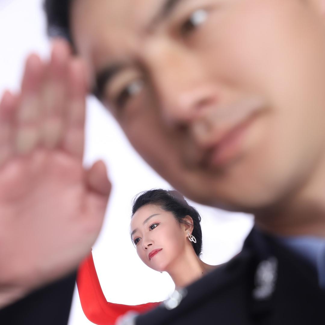 特宝警宝的妈妈是少女