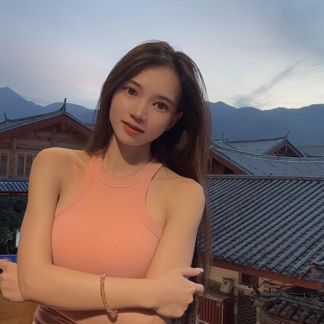 大鼻妹（穿搭版）
