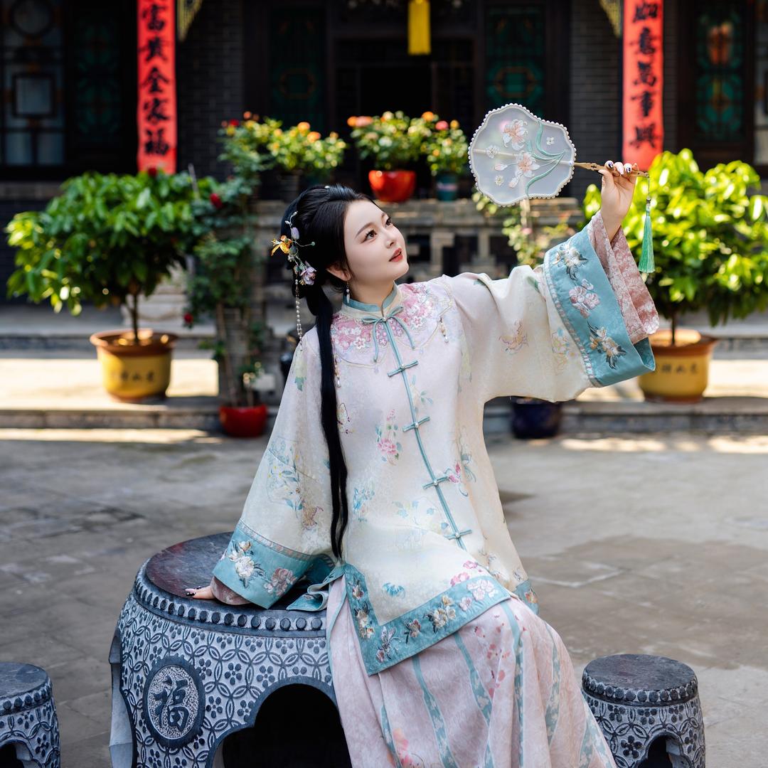 代县婷哥黄金银元🌞