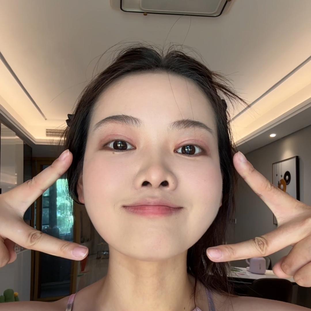 爱跳舞的一枚小姐姐