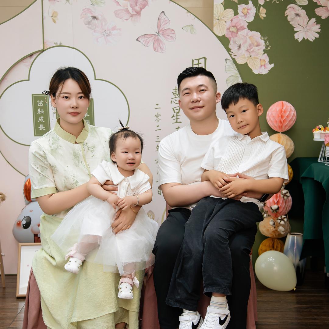 管孩子的“静妈”