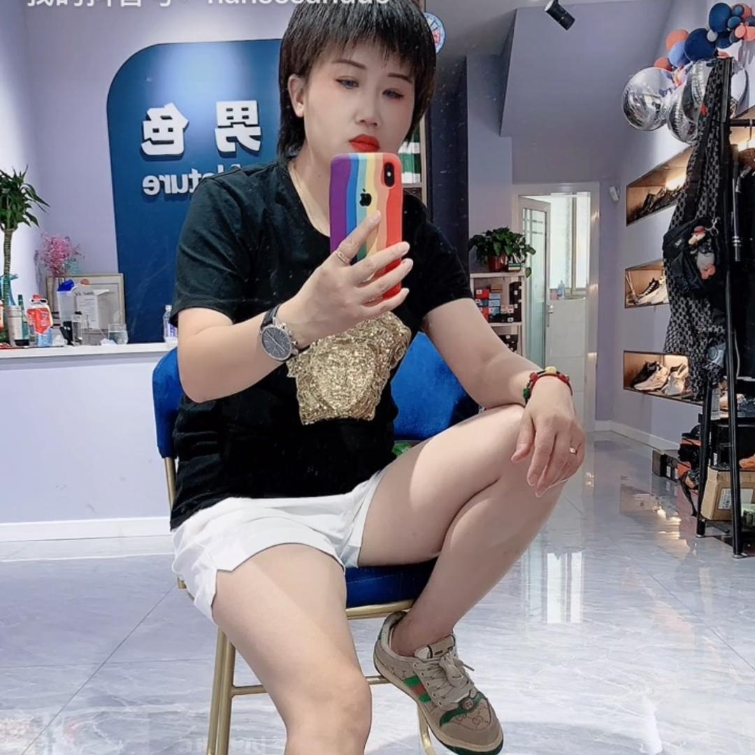 寿光市男色服装店