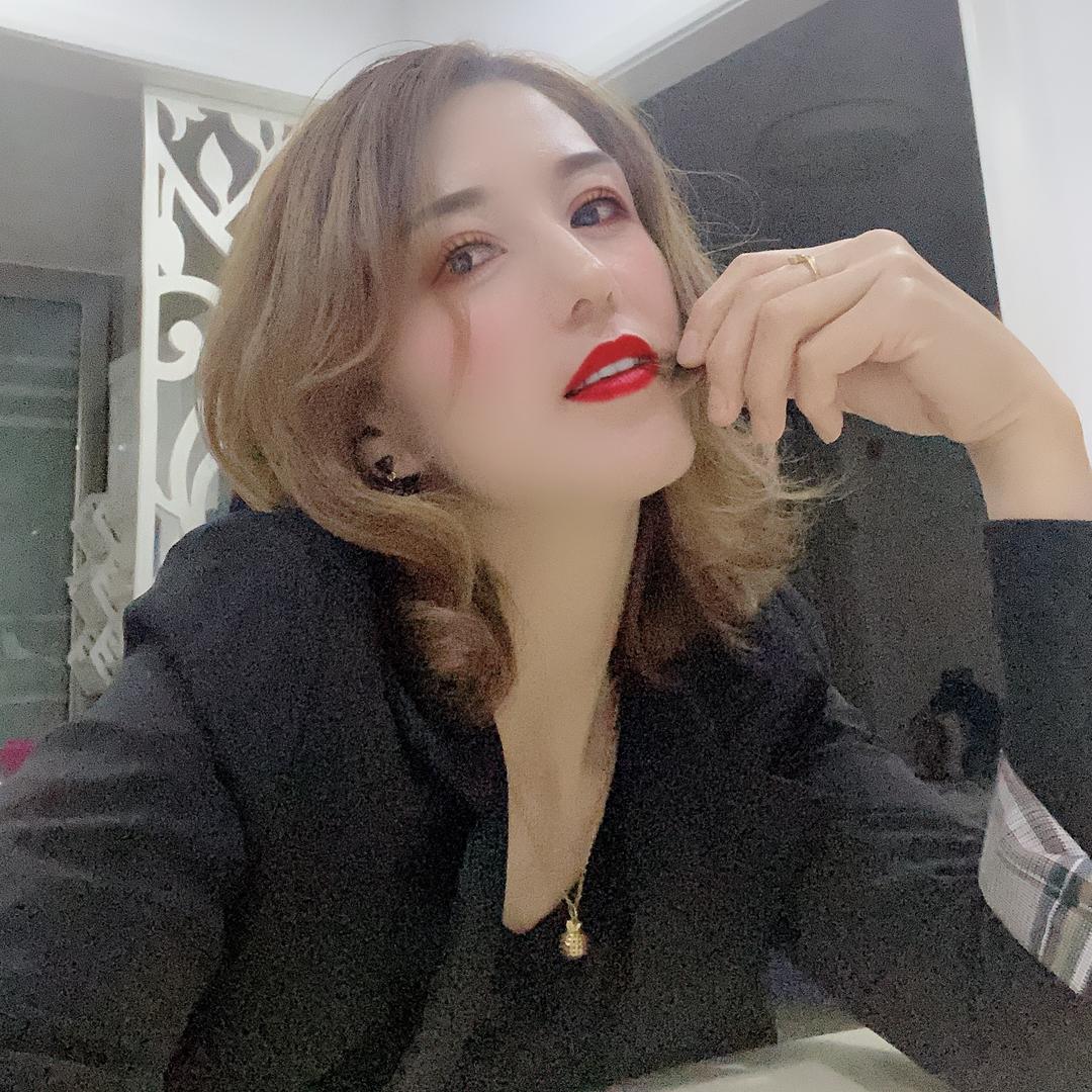 四菇凉🤟🤟🤟