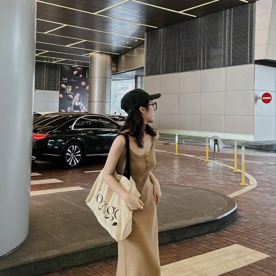 琪琪服饰二号店