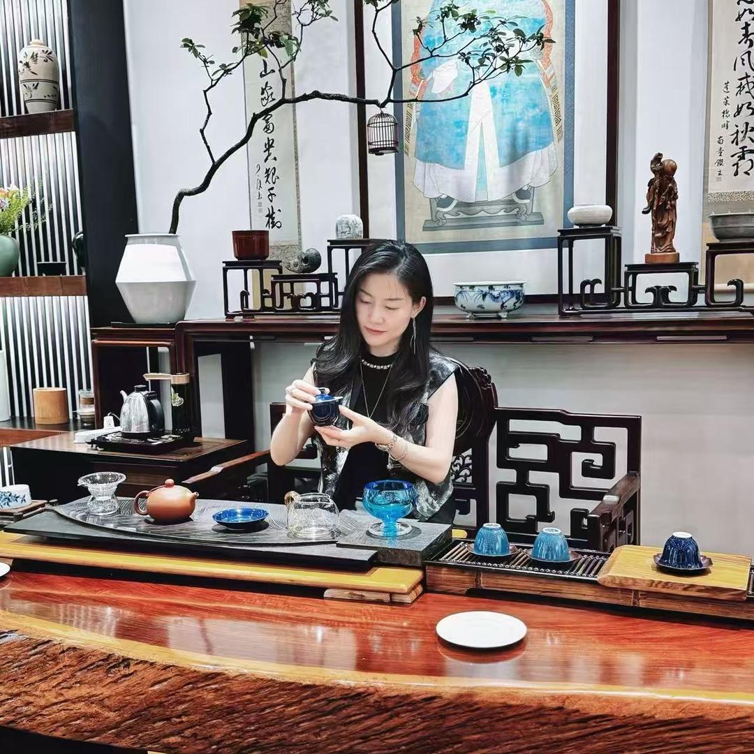 董小姐说高定餐饮家具