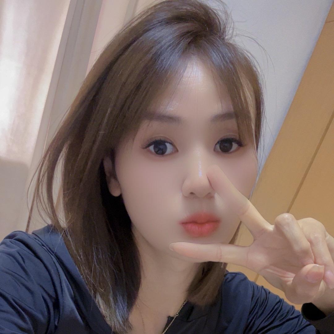 Yang Hua华🌺
