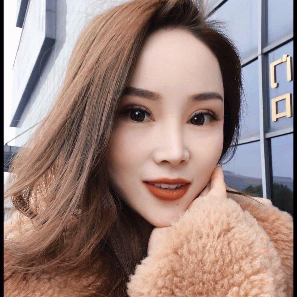 毛小姐DCA轻奢服饰