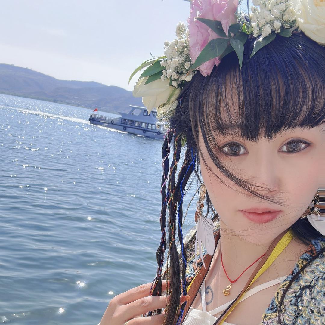 曹美女～做打包袋的小姐姐