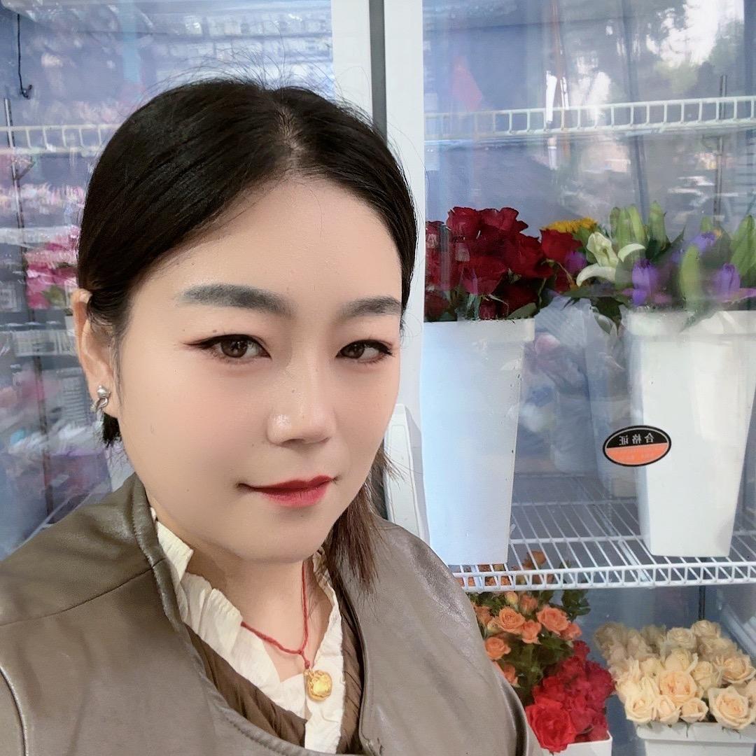 大笑女孩