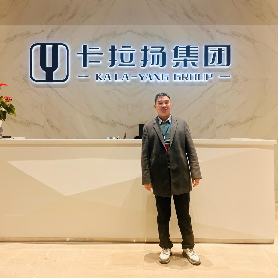卡拉羊兰州老谭箱包店