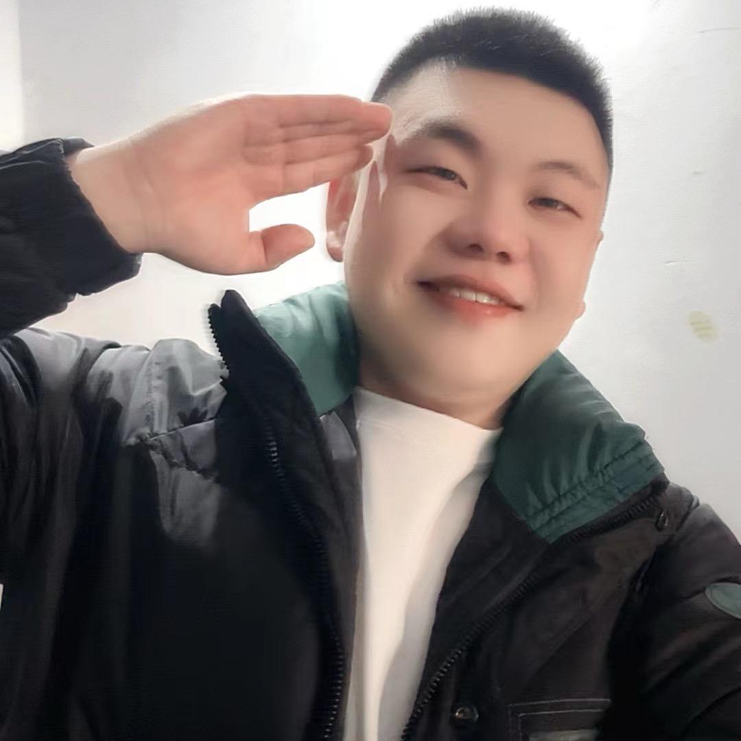 阿伟在这