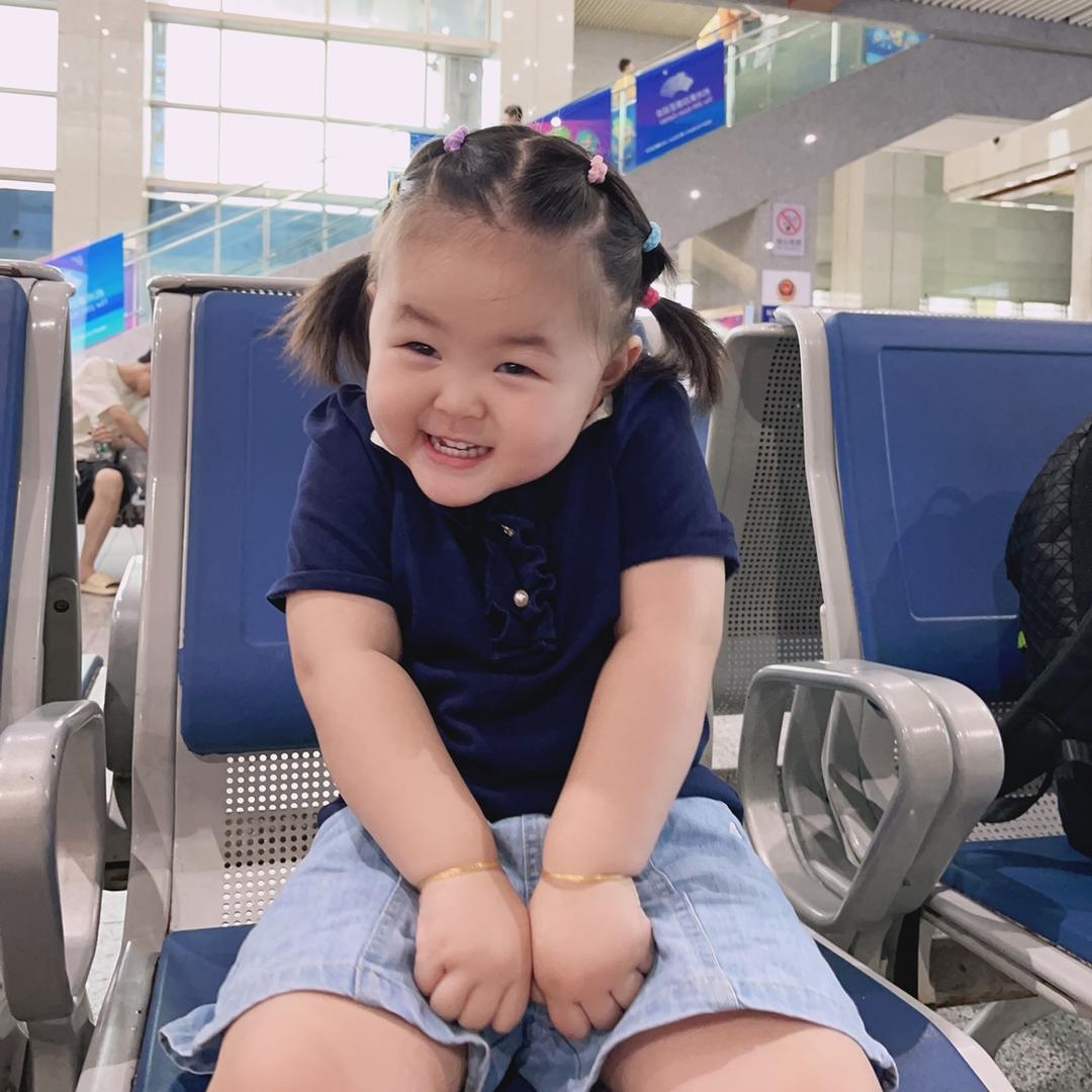 我有个喜欢奥特曼的小公主