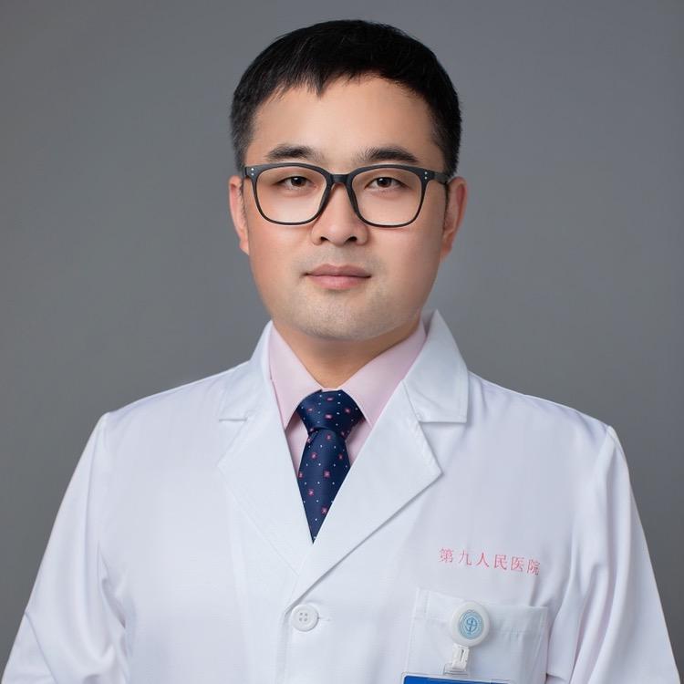 上海九院鼻整形王守宝医生