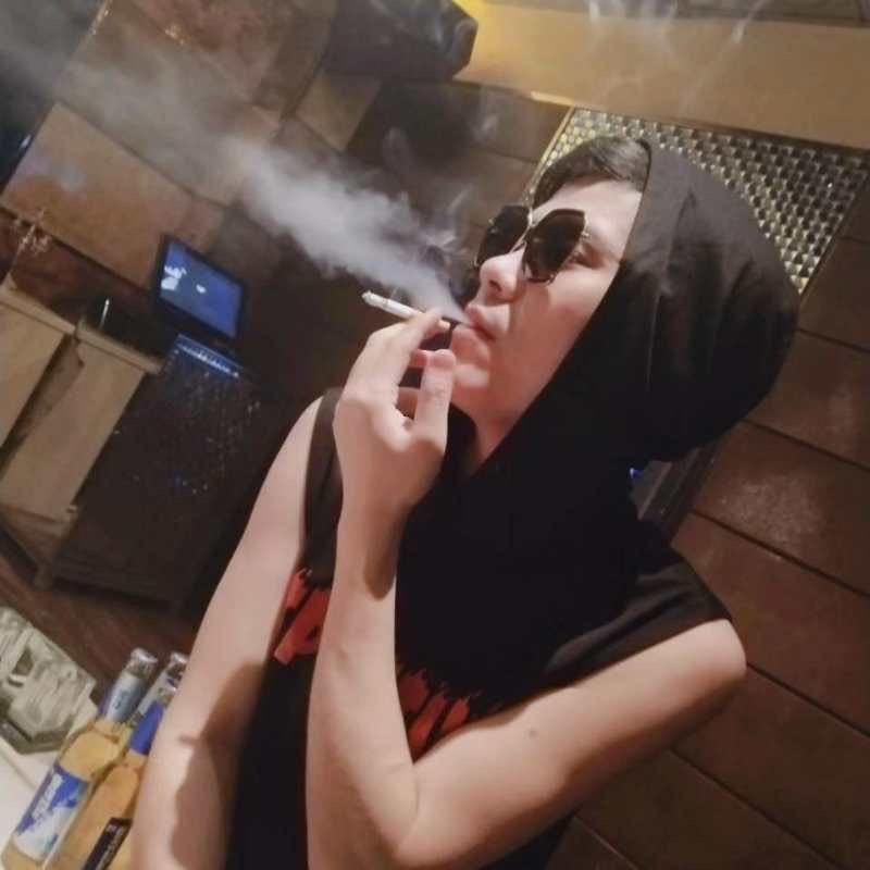 年轻人