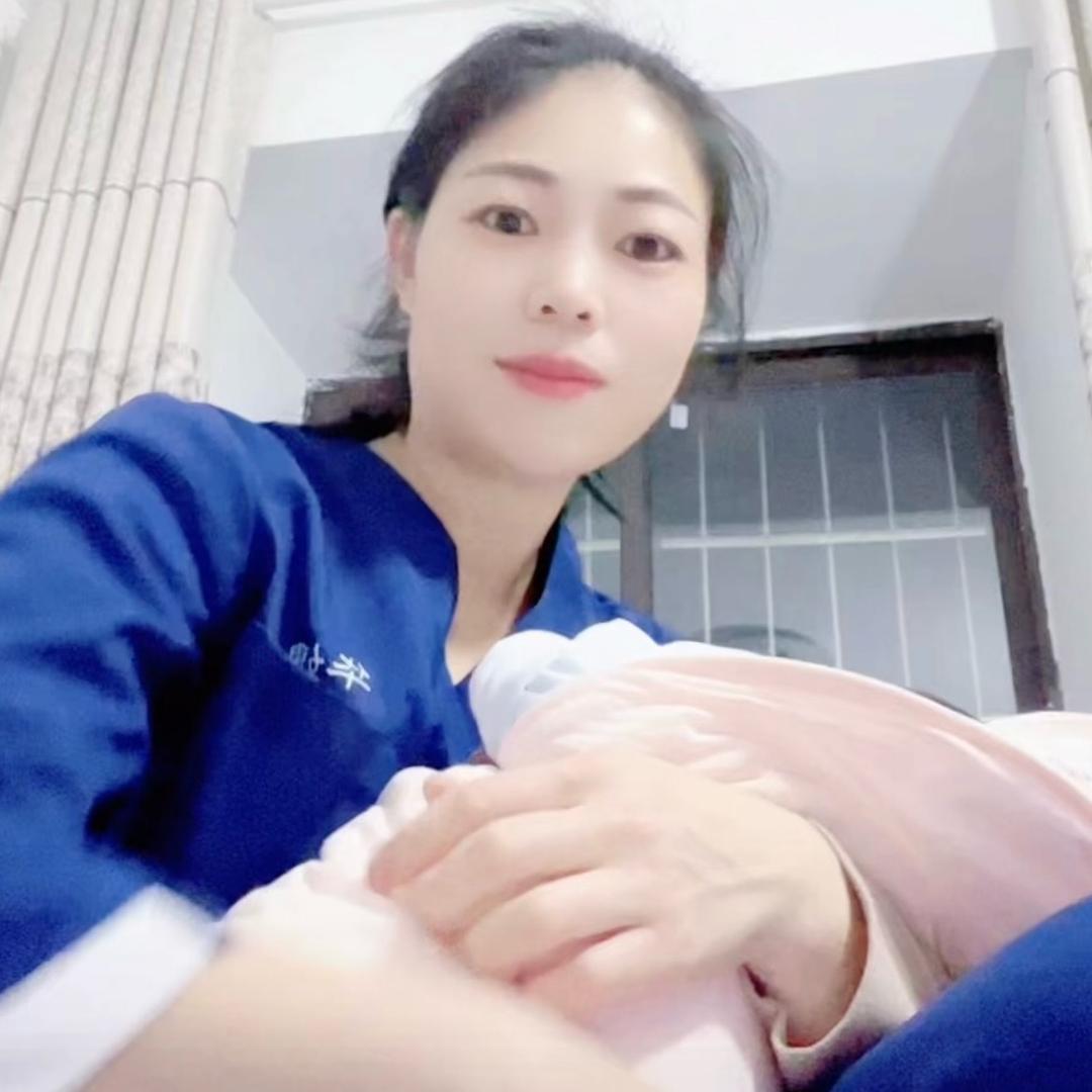 私单住家月嫂（滕姐）