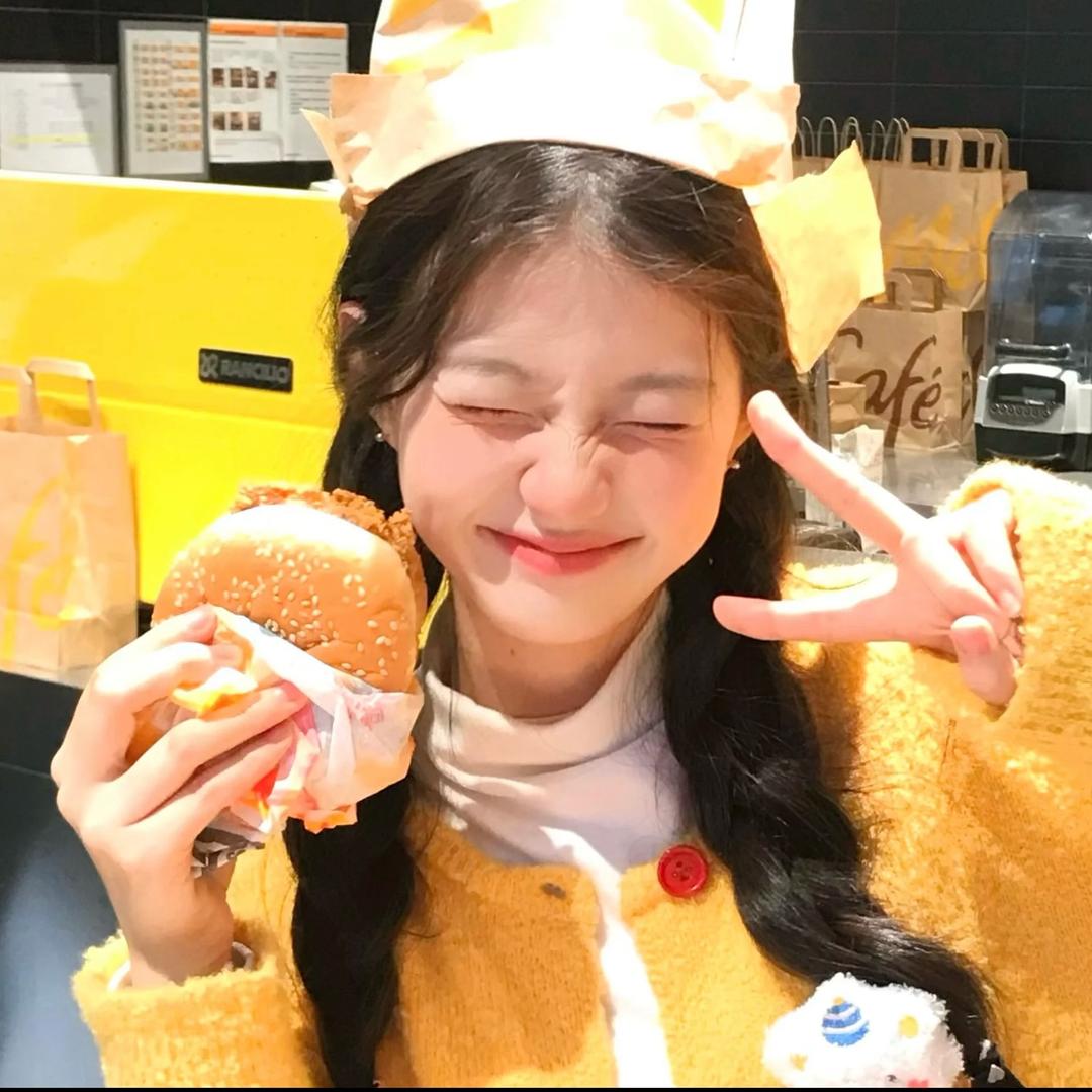 菠萝大汉堡🍔