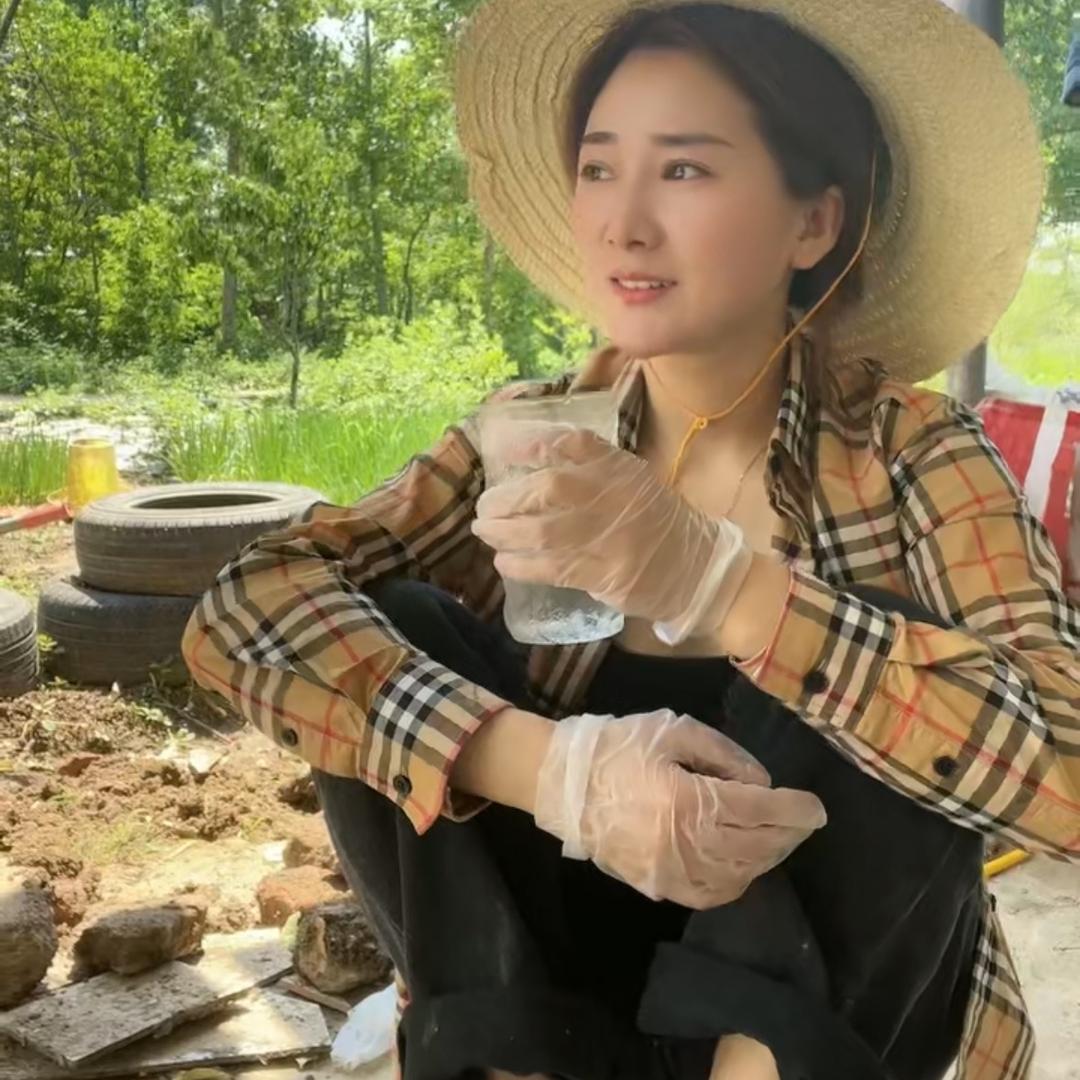 董美丽💃