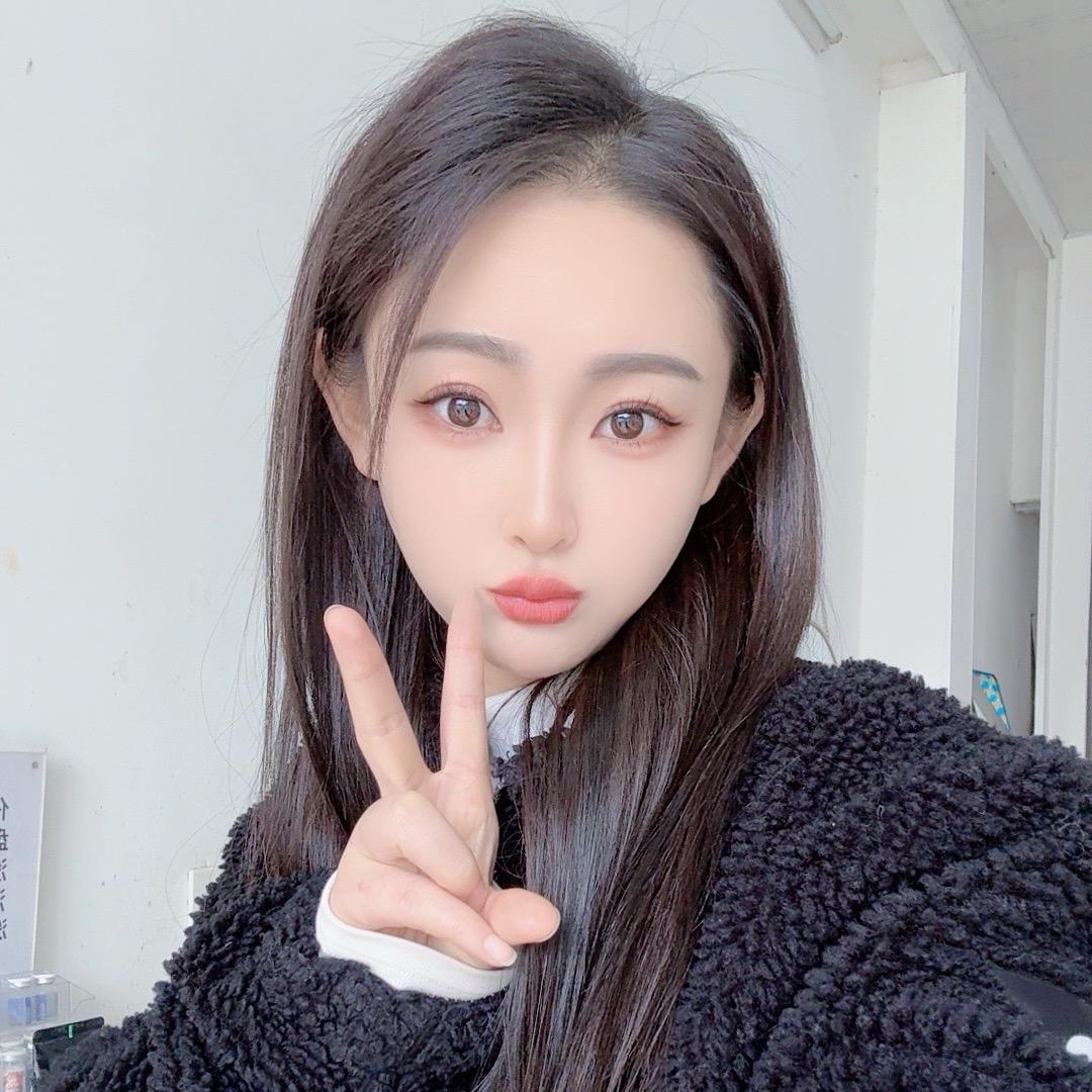 小木爱跳舞