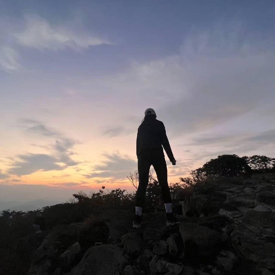 🌸🐯糖寅果儿🍬&