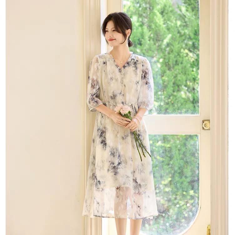 与初精选女装服饰