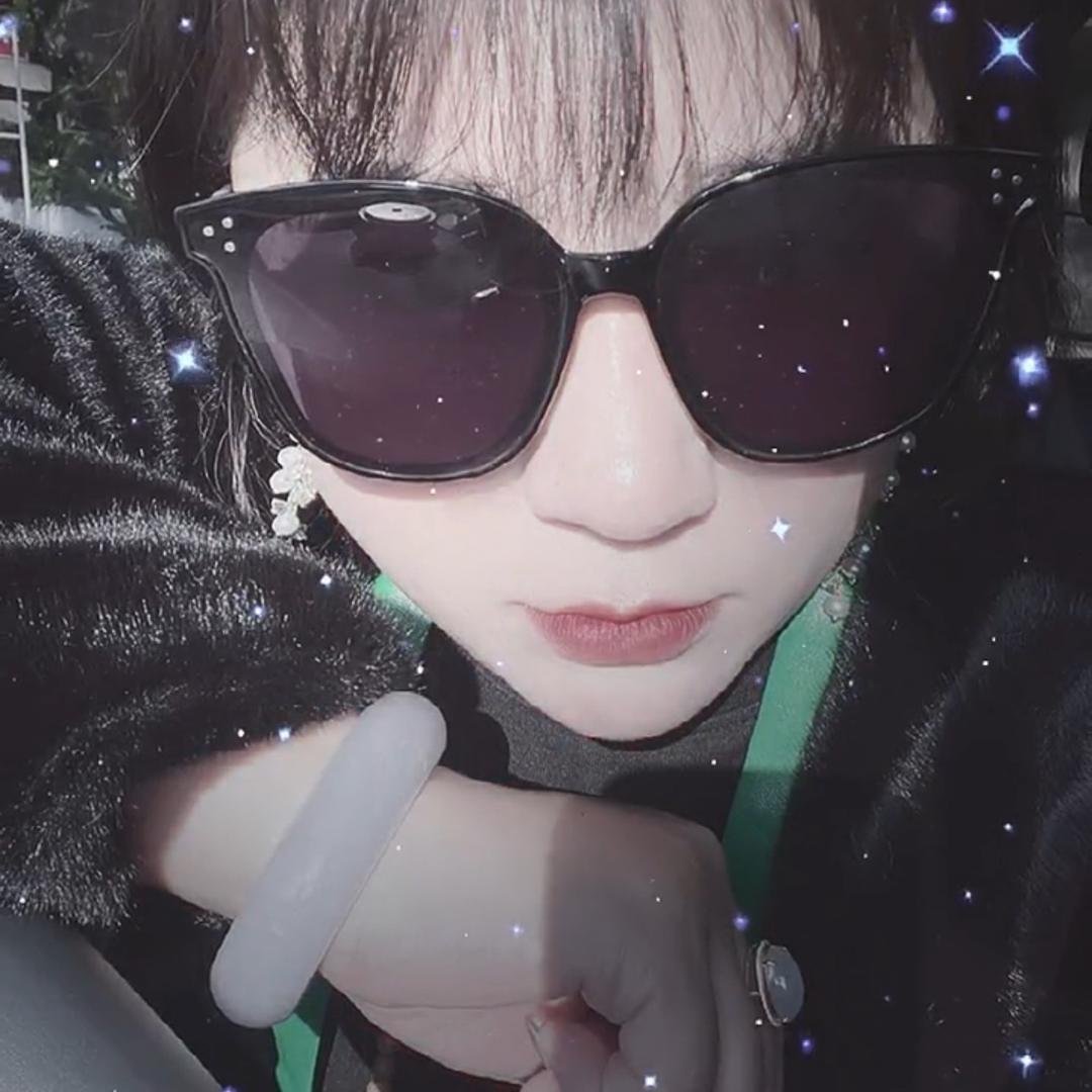 贪吃不想胖🌻