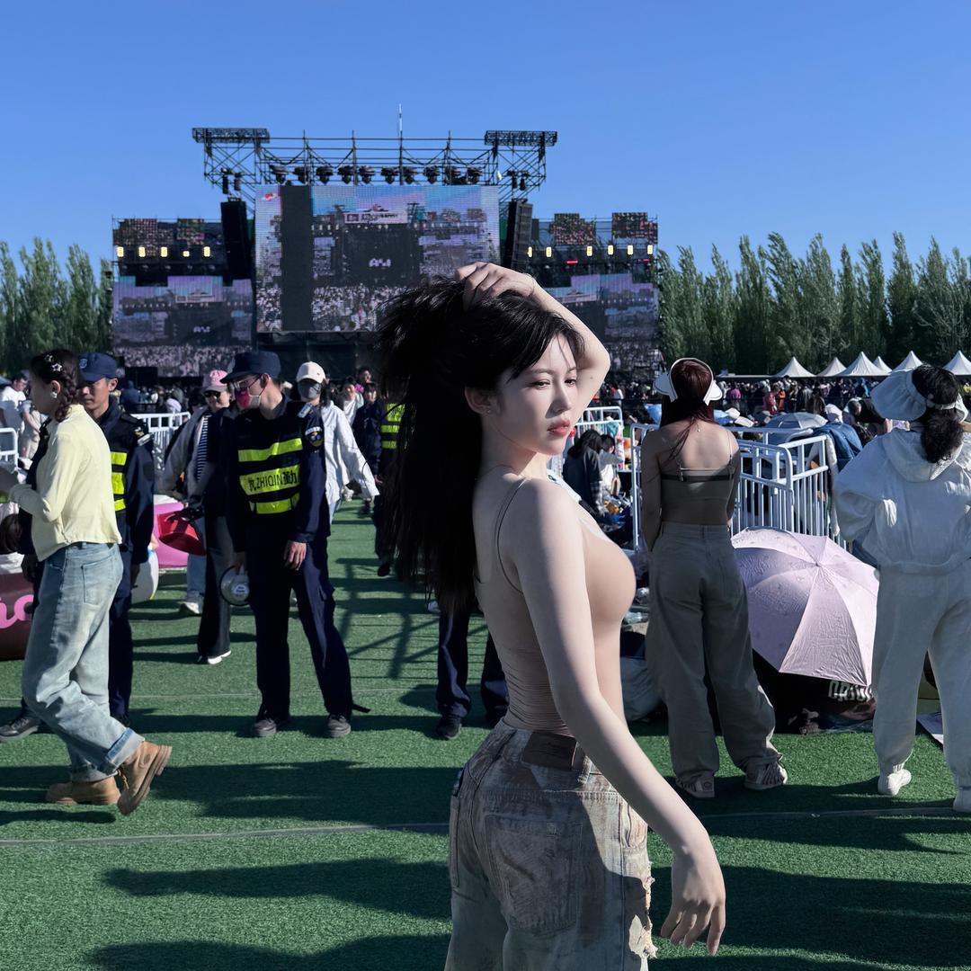 小透明¥