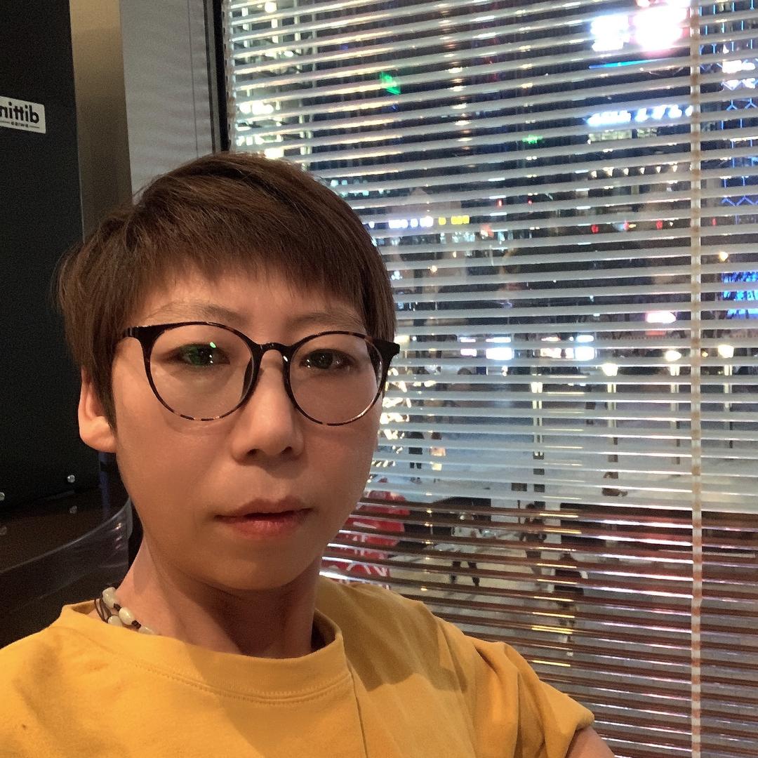 文安县沙与萱美发店