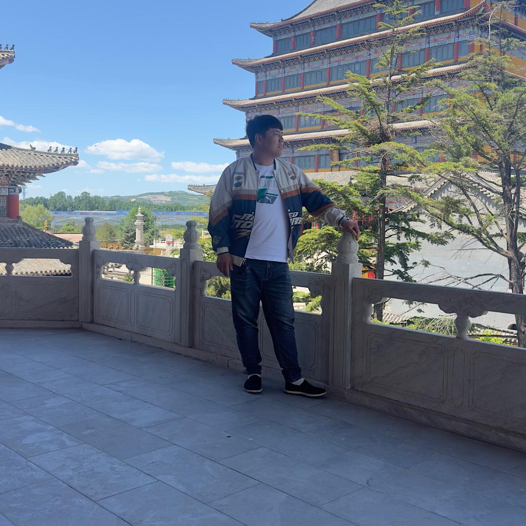 空  城_