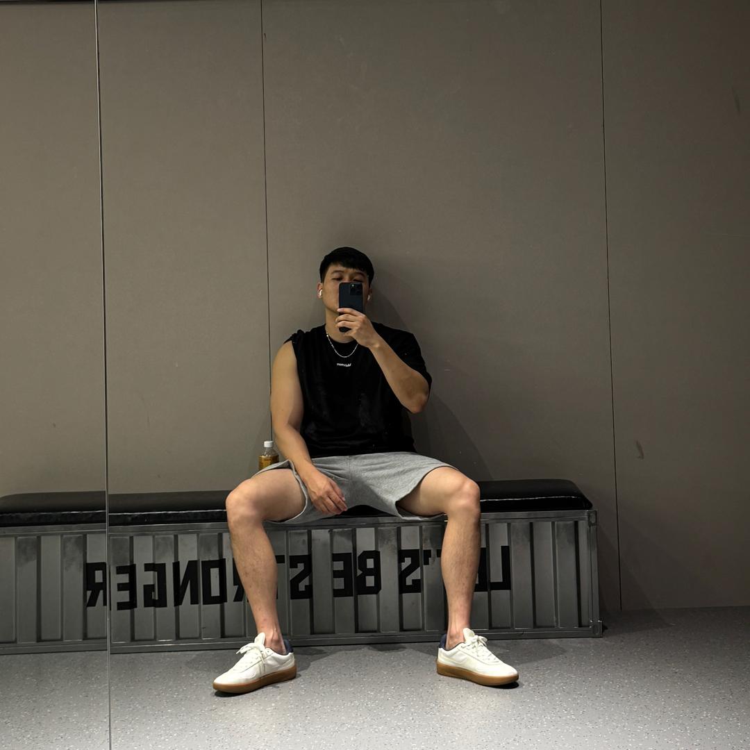 超人iU👀