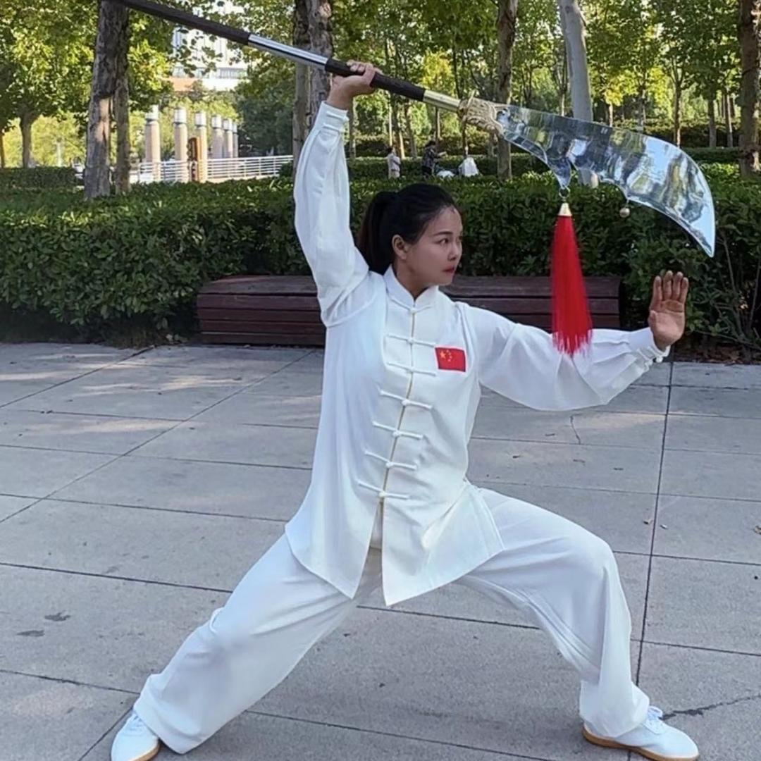 李娇