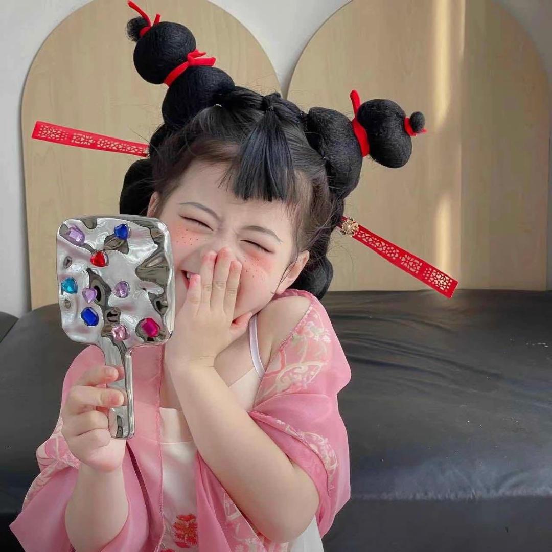 暴龙小虎牙