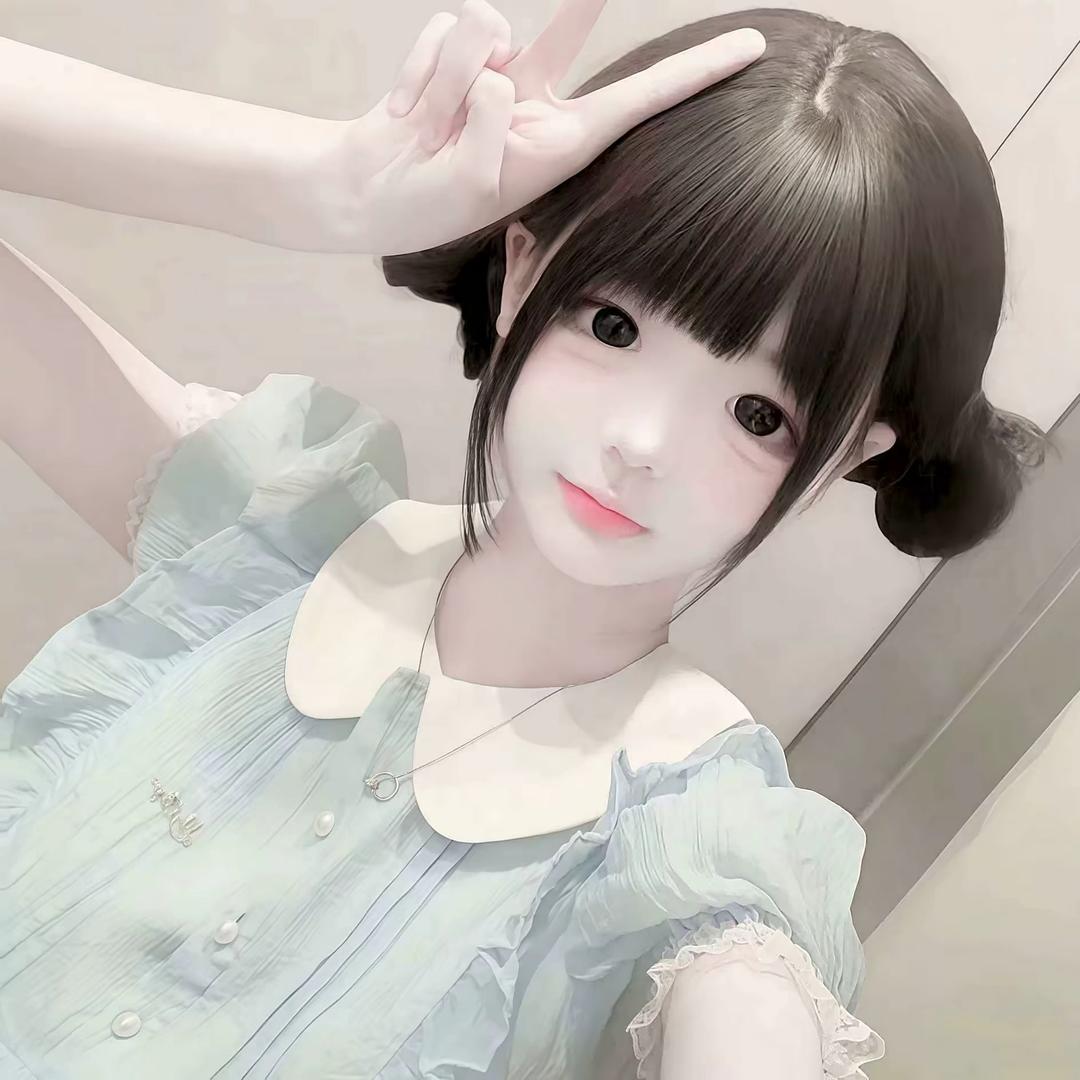 ꒦ິ^꒦ິ