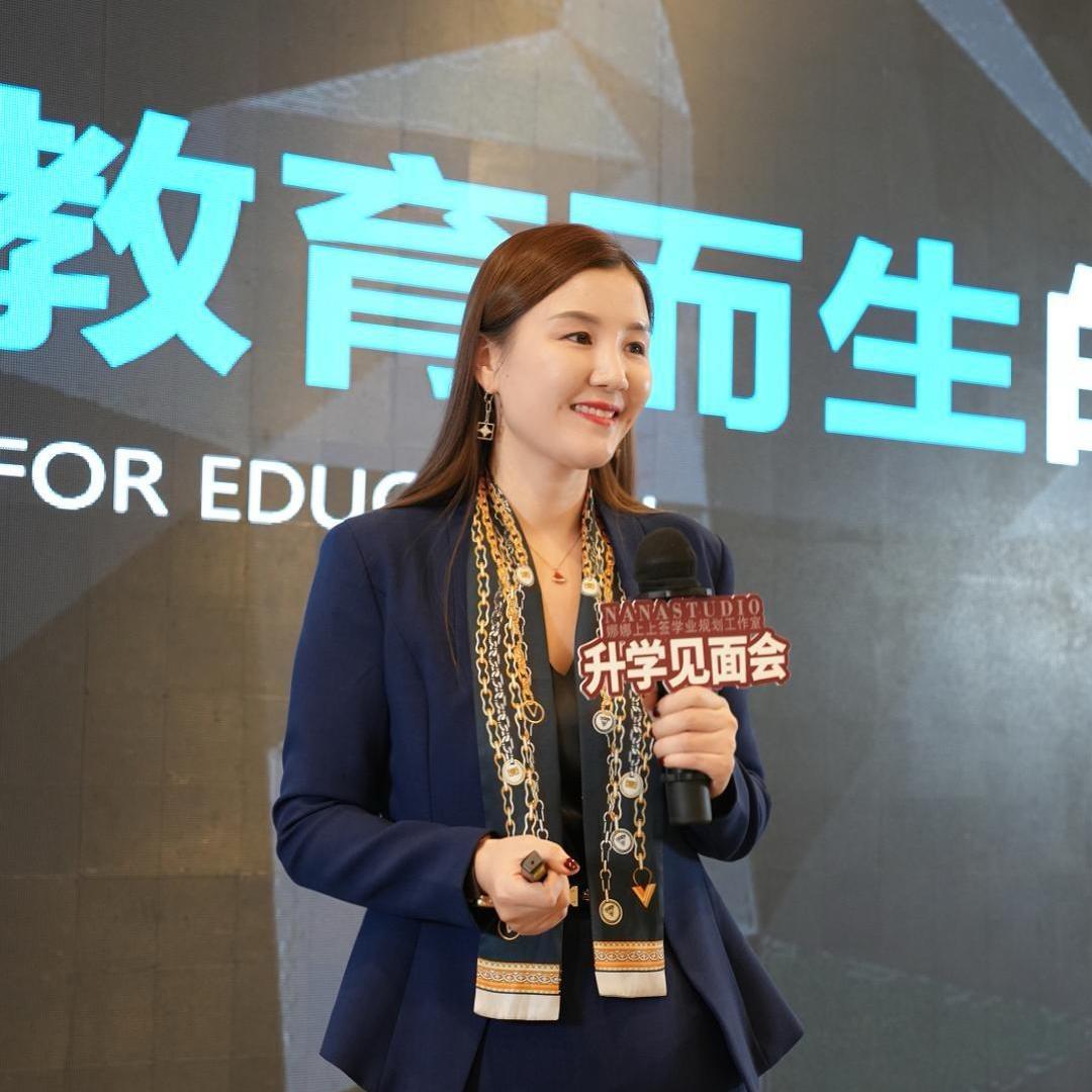 非教而育费文韵