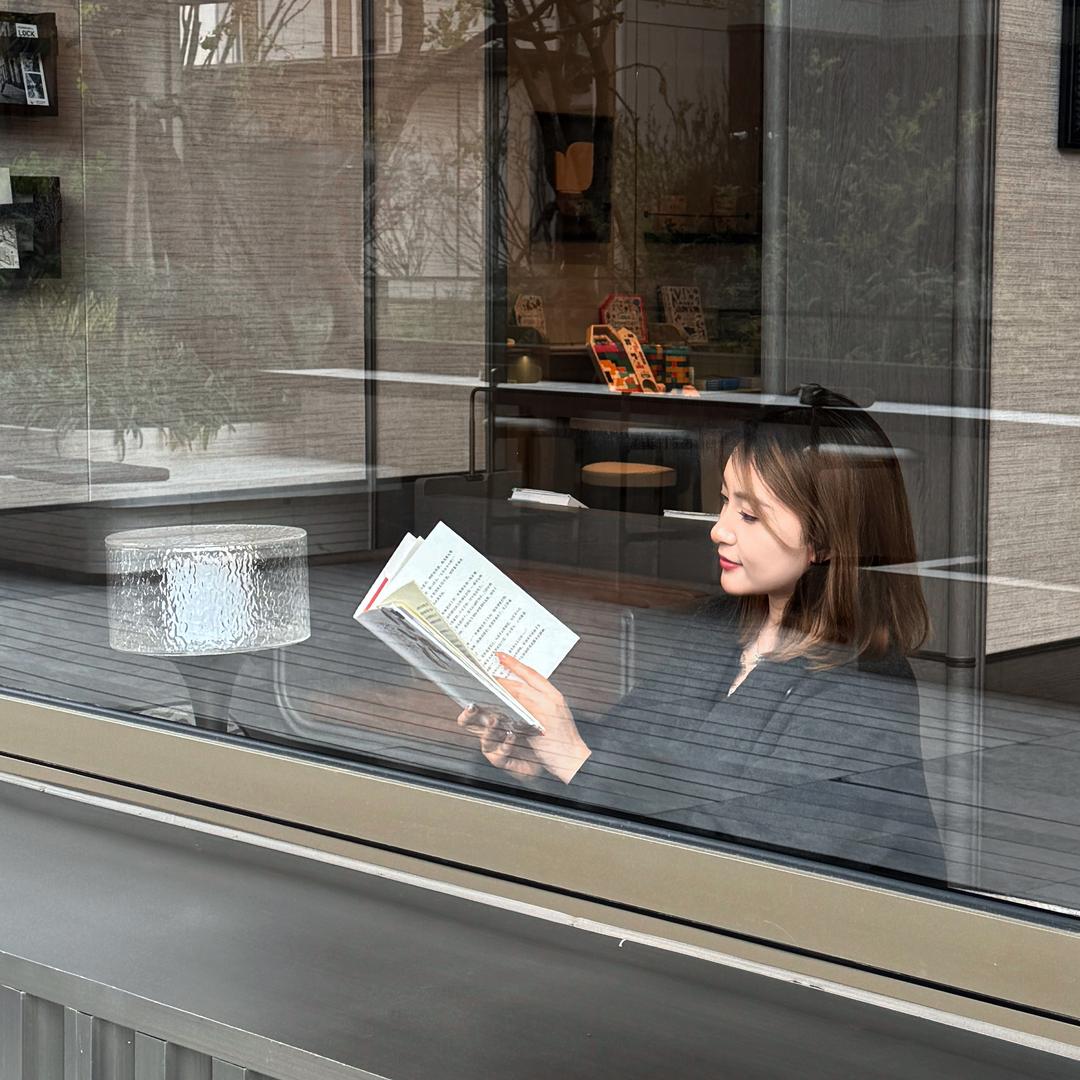 龙湖山河镜-张张