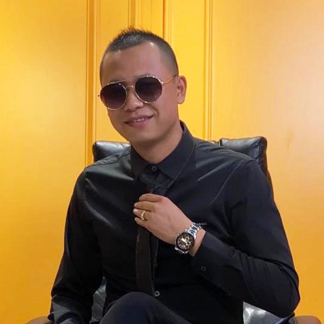 李狠《2店》轻奢男装