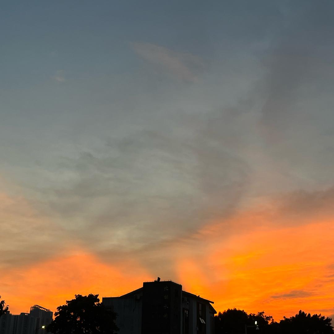 做个快乐的大朋友