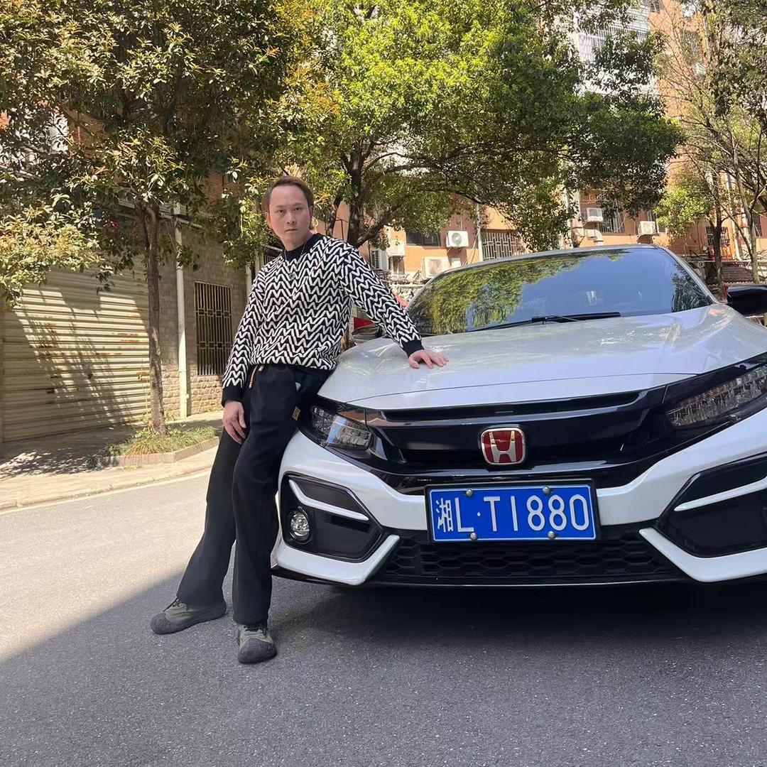 发型师阿海
